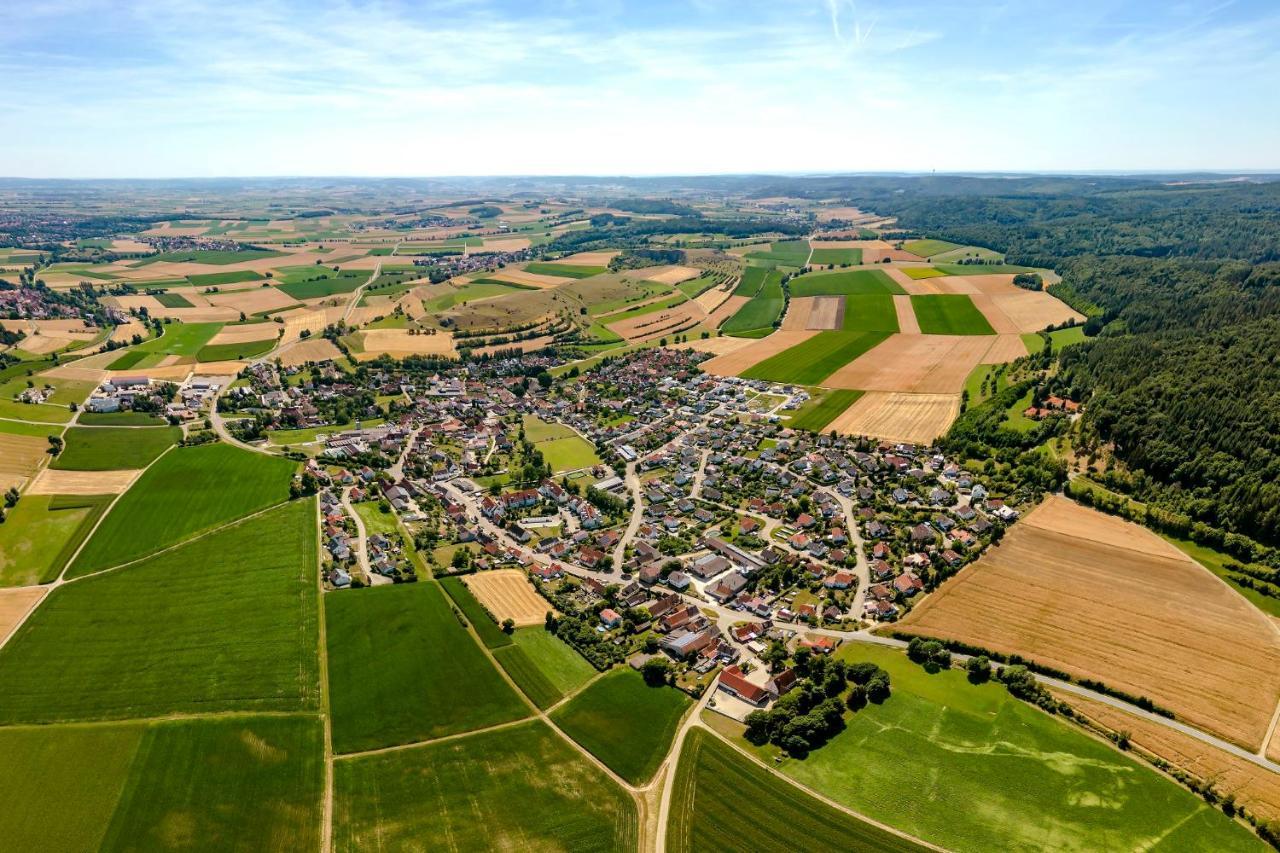Landgasthof Adler Utzmemmingen 외부 사진