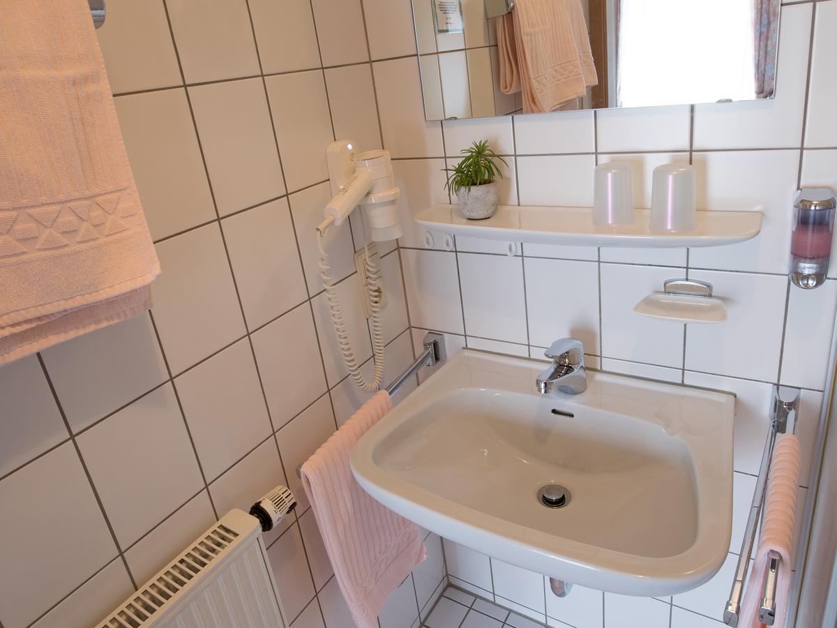 Landgasthof Adler Utzmemmingen 외부 사진